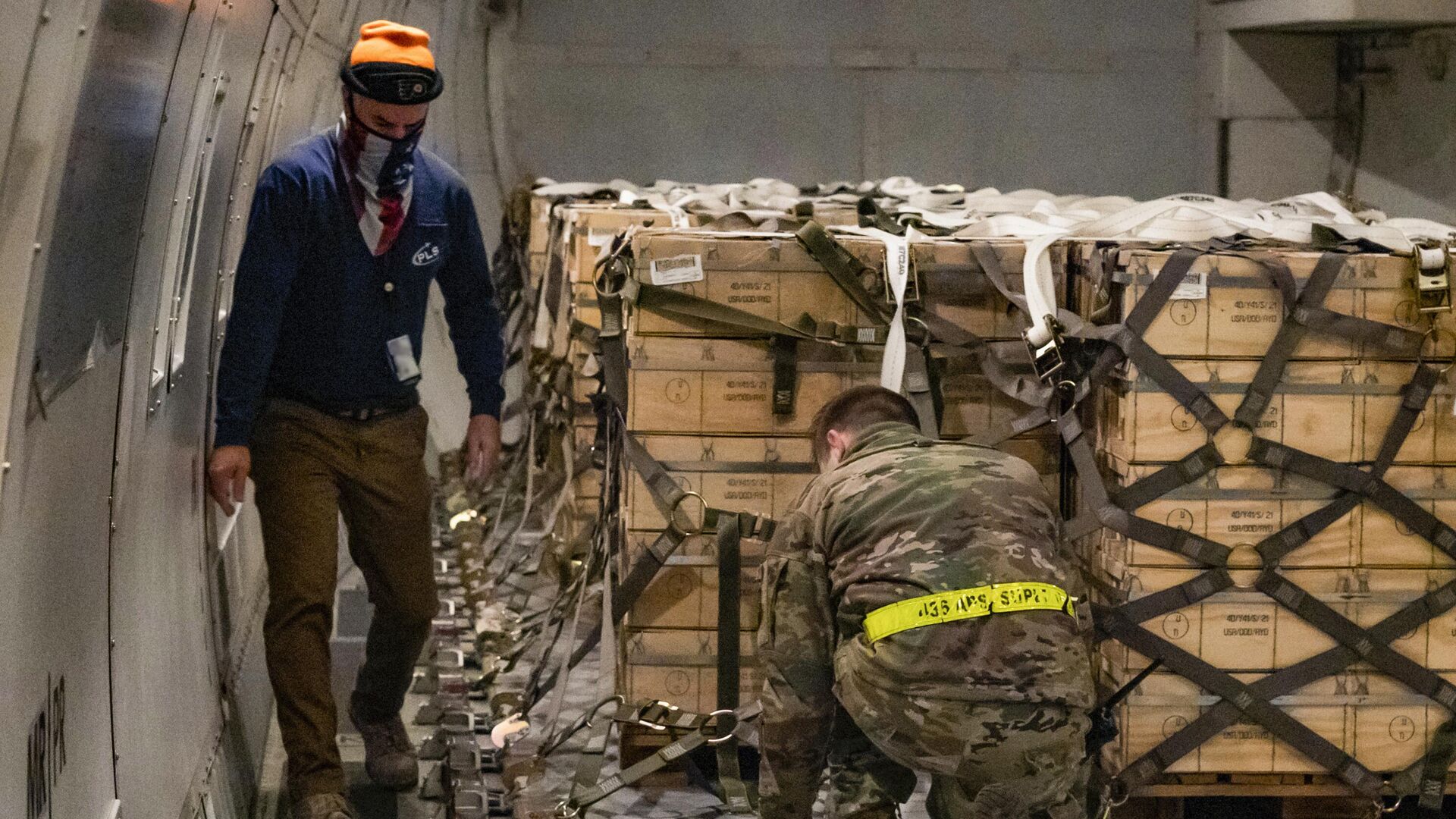 ЕС не справится с военной помощью Украине без США, считает эксперт